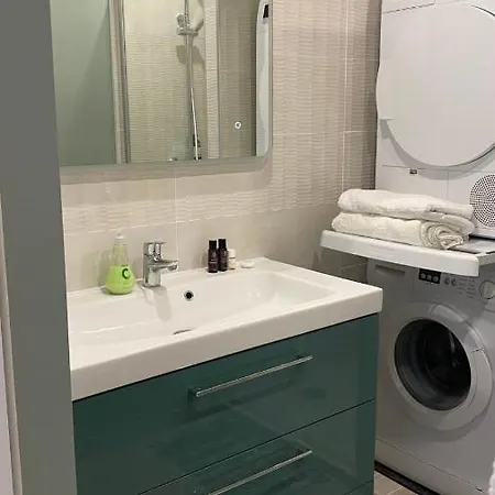 Apartment Portes De La Vielle - 3 Bedrooms & Parking