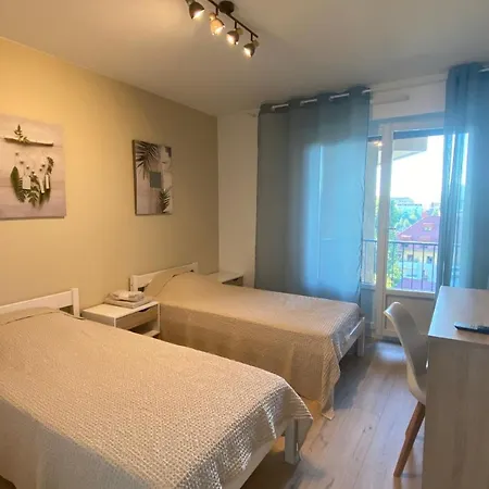 Portes De La Vielle - 3 Bedrooms & Parking Apartment Annecy